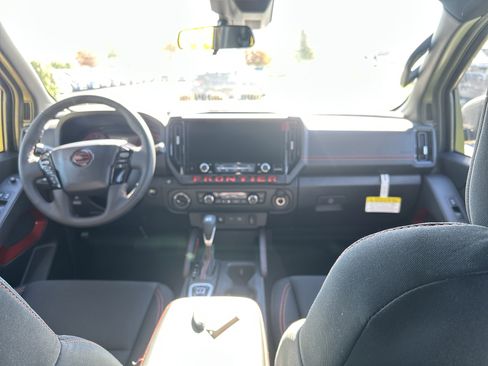 New 2026 Nissan Frontier PRO-4X w/ Pro-4x Convenience Package image 15