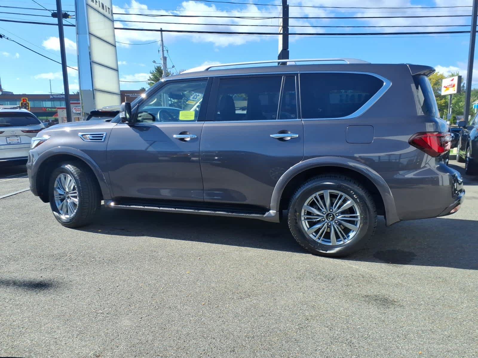 Certified 2022 INFINITI QX80 Luxe w/ Cargo Package AWD/4WD image 8
