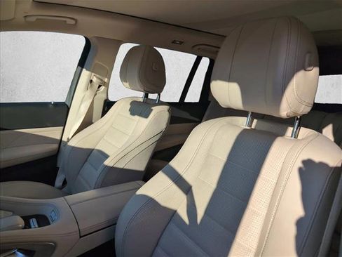 Used 2021 Mercedes-Benz GLS 580 4MATIC image 10