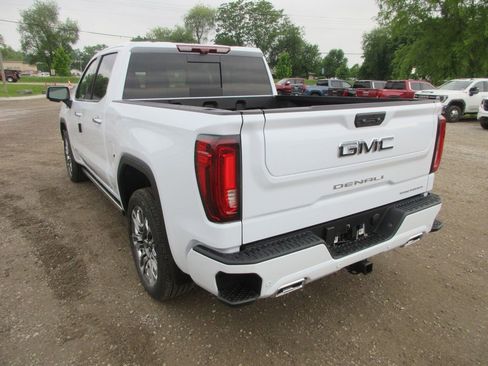 New 2026 GMC Sierra 1500 Denali Ultimate AWD/4WD image 9