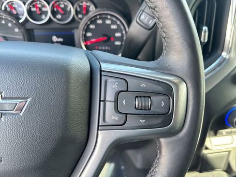 Used 2022 Chevrolet Silverado 1500 RST w/ Diesel Off-Road Package AWD/4WD image 18