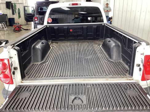 Used 2011 Dodge Dakota Big Horn RWD image 5