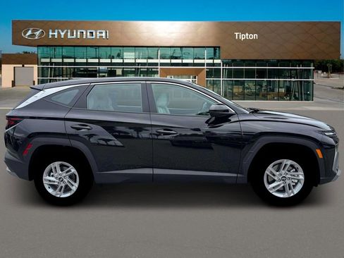 New 2026 Hyundai Tucson SE image 9