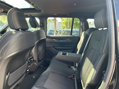New 2026 Jeep Grand Cherokee Laredo X RWD image 31