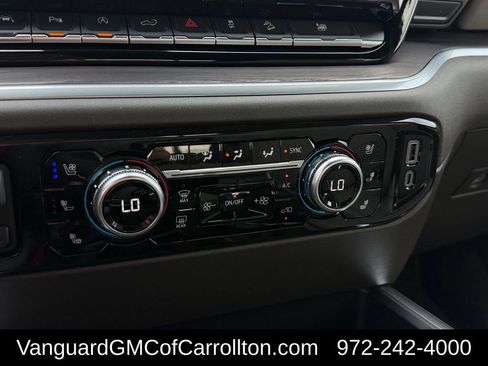 New 2026 GMC Sierra 1500 SLT AWD/4WD image 16