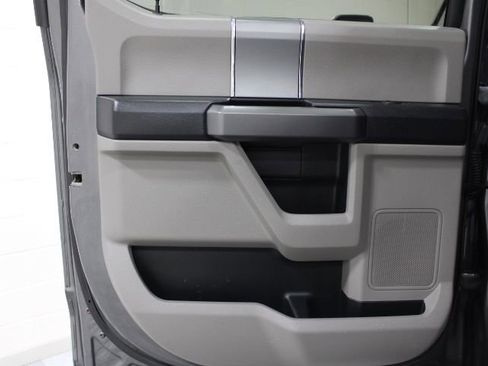 Used 2021 Ford F250 XLT w/ XLT Premium Package image 24