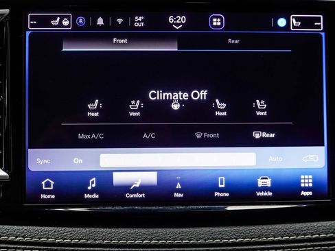 Used 2023 Chrysler Pacifica Limited FWD image 21