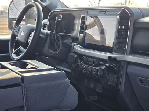 New 2026 Ford F250 XLT w/ XLT Premium Package image 7