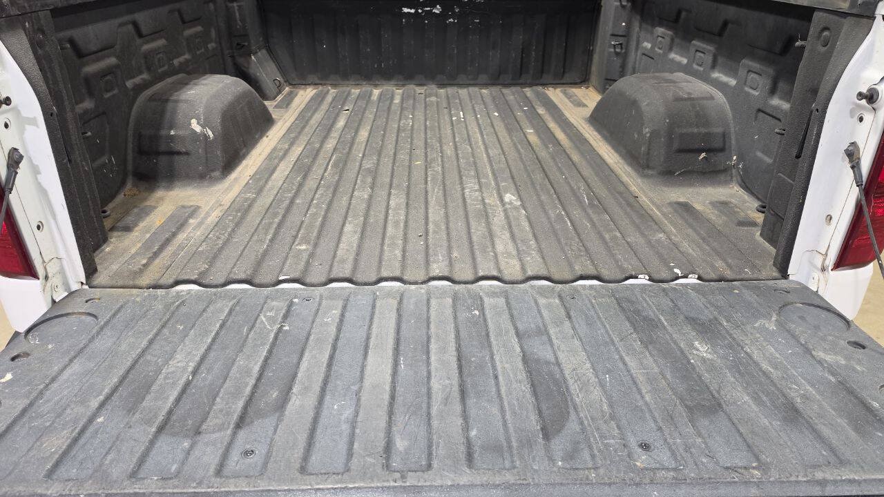 Used 2019 Chevrolet Silverado 1500 LT w/ All-Star Edition AWD/4WD image 14