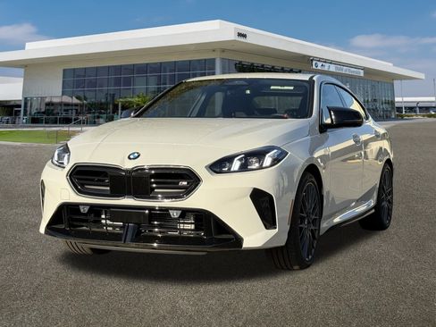 New 2026 BMW M235i xDrive w/ Technology Package image 4