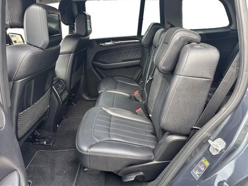 Used 2015 Mercedes-Benz GL 450 4MATIC image 10