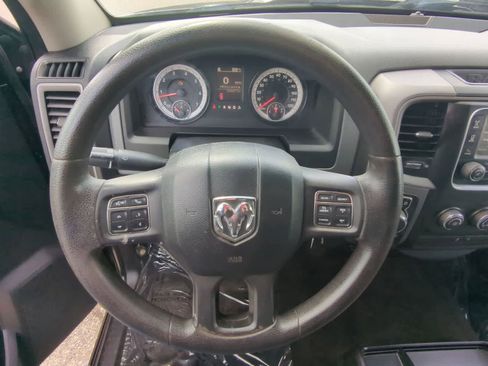 Used 2014 RAM 1500 Express w/ Black Ram 1500 Express Group AWD/4WD image 21