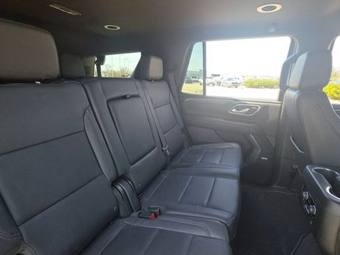 Used 2023 Chevrolet Tahoe LT w/ Luxury Package AWD/4WD image 14