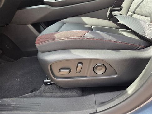 New 2026 Chevrolet Equinox RS image 23