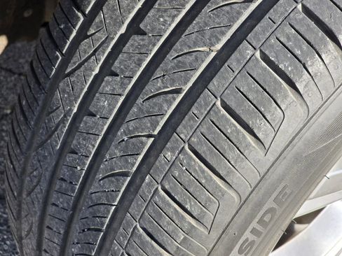 Used 2022 Ford Edge Titanium image 26