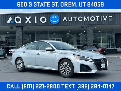 Used 2023 Nissan Altima 2.5 SV