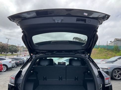 Used 2025 Honda Prologue Touring image 9