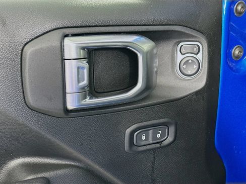 Used 2023 Jeep Wrangler Unlimited Sport AWD/4WD image 21
