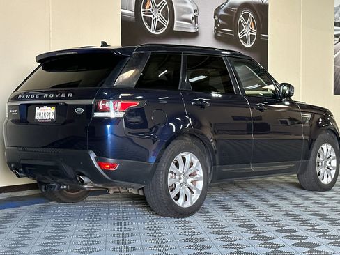 Used 2016 Land Rover Range Rover Sport HSE image 4