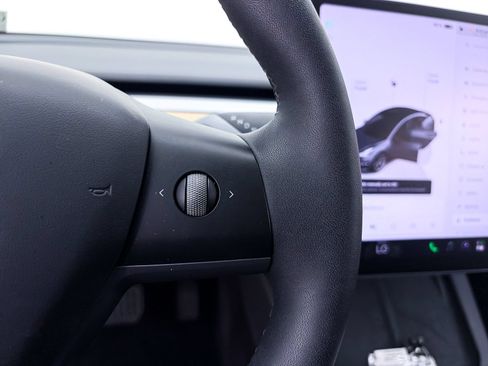 Used 2023 Tesla Model 3 Standard Range RWD image 29