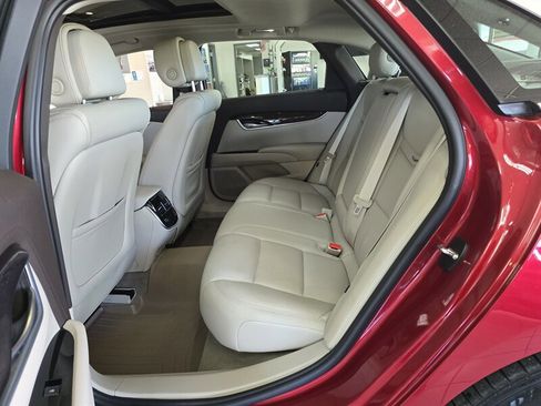 Used 2014 Cadillac XTS Luxury w/ Driver Awareness Package image 11