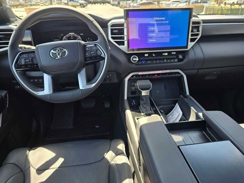 New 2025 Toyota Tundra Platinum AWD/4WD image 18
