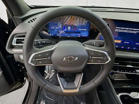 New 2026 Chevrolet Traverse LT w/ Midnight/Sport Edition AWD/4WD image 13