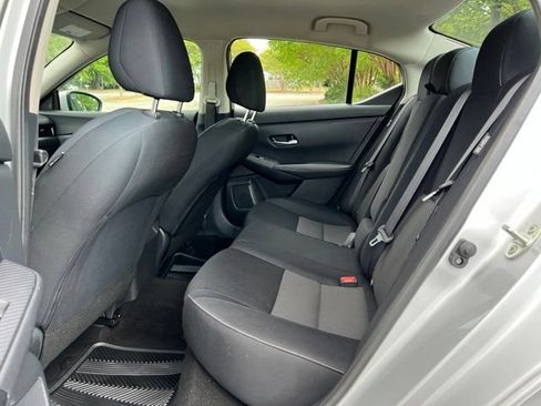 Used 2021 Nissan Sentra SV FWD image 16