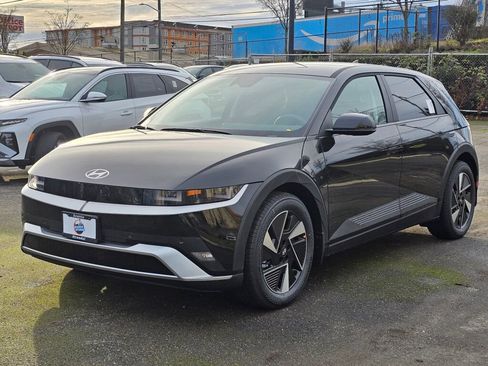 New 2026 Hyundai Ioniq 5 SE image 4