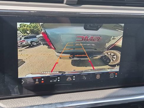 New 2026 GMC Sierra 1500 Denali w/ Technology Package AWD/4WD image 17