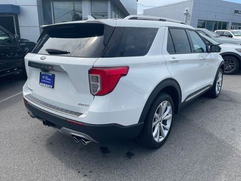 Certified 2023 Ford Explorer Platinum w/ Technology Package AWD/4WD image 3