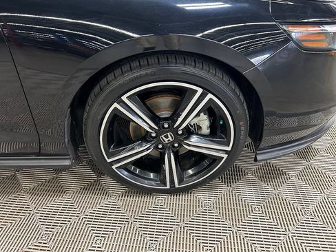 Used 2024 Honda Accord Sport image 2