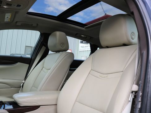 Used 2016 Cadillac XTS Luxury w/ Driver Awareness Package image 19