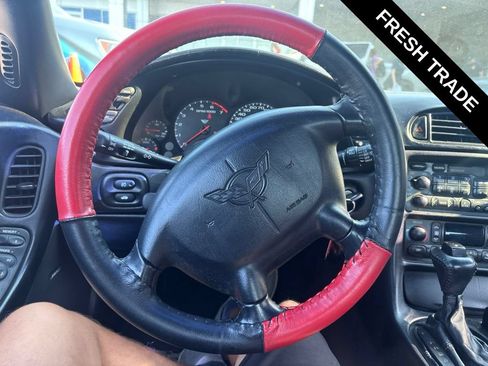 Used 2000 Chevrolet Corvette Convertible w/ Memory Pkg RWD image 9