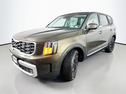 Used 2024 Kia Telluride SX Prestige image 3
