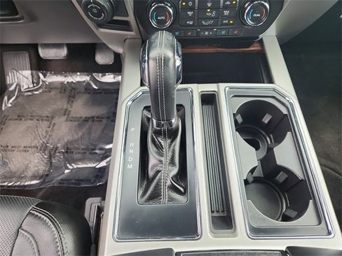 Used 2017 Ford F150 Lariat image 27