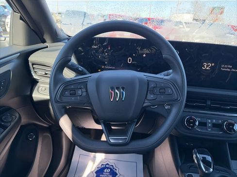 New 2026 Buick Envista Preferred w/ Convenience II Package image 15