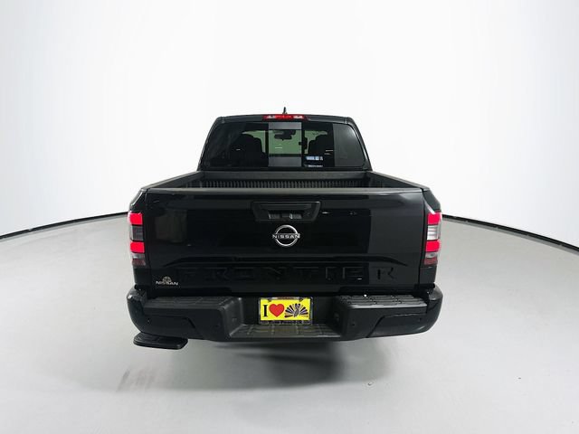 Certified 2025 Nissan Frontier SV RWD image 8