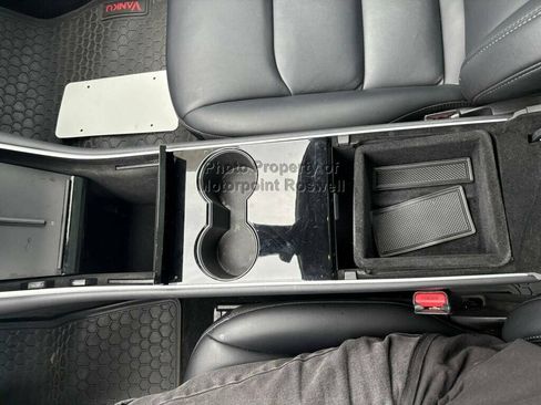 Used 2019 Tesla Model 3 Standard Range Plus RWD image 19