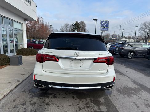 Used 2018 Acura MDX SH-AWD w/ Technology Package image 4