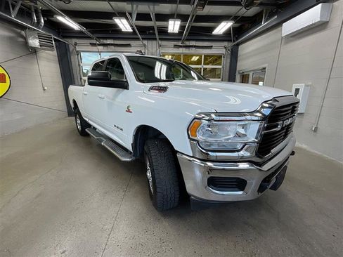 Used 2020 RAM 2500 Big Horn AWD/4WD image 7