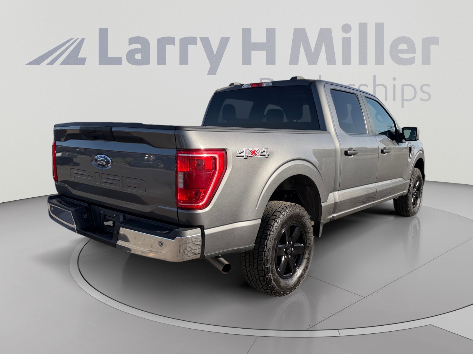 Used 2023 Ford F150 XLT AWD/4WD image 5