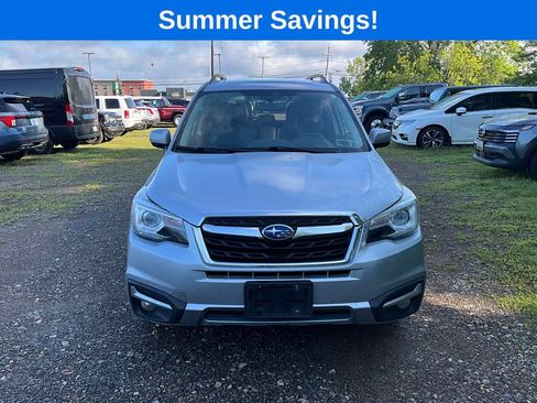 Used 2018 Subaru Forester 2.5i Touring AWD/4WD image 8