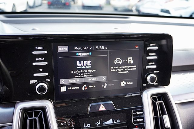 Used 2021 Kia Sorento S FWD image 39