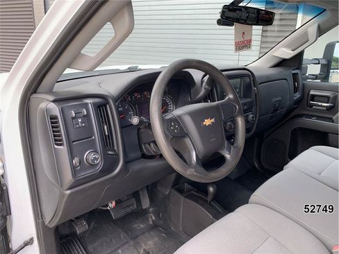 Used 2018 Chevrolet Silverado 2500 W/T w/ WT Convenience Package AWD/4WD image 24
