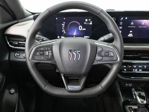 Used 2024 Buick Envista Avenir FWD image 18