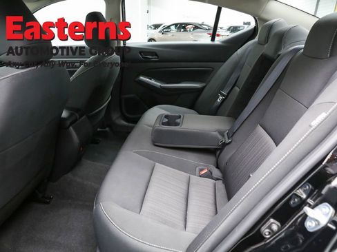 Used 2025 Nissan Altima 2.5 SV image 21