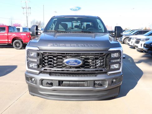 New 2026 Ford F250 XL w/ STX Appearance Package AWD/4WD image 8
