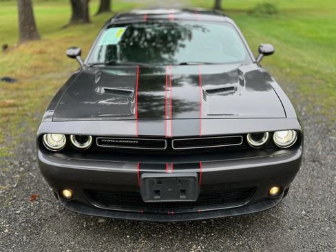 Used 2017 Dodge Challenger GT w/ Driver Convenience Group AWD/4WD image 33