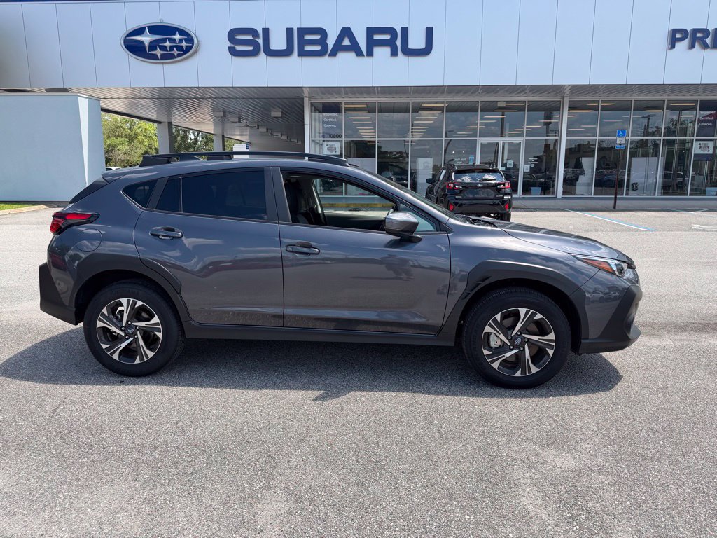 Used 2026 Subaru Crosstrek 2.5i Premium AWD/4WD image 2